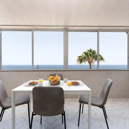 Amazing Sea View Monte Rojo Appartement *