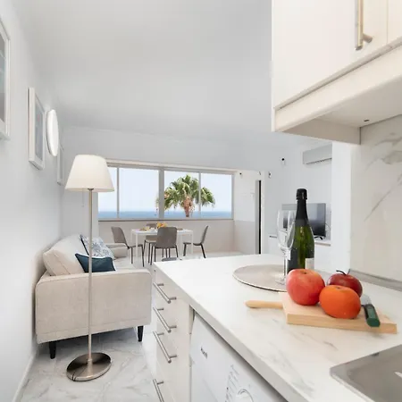 Amazing Sea View Monte Rojo Appartement *
